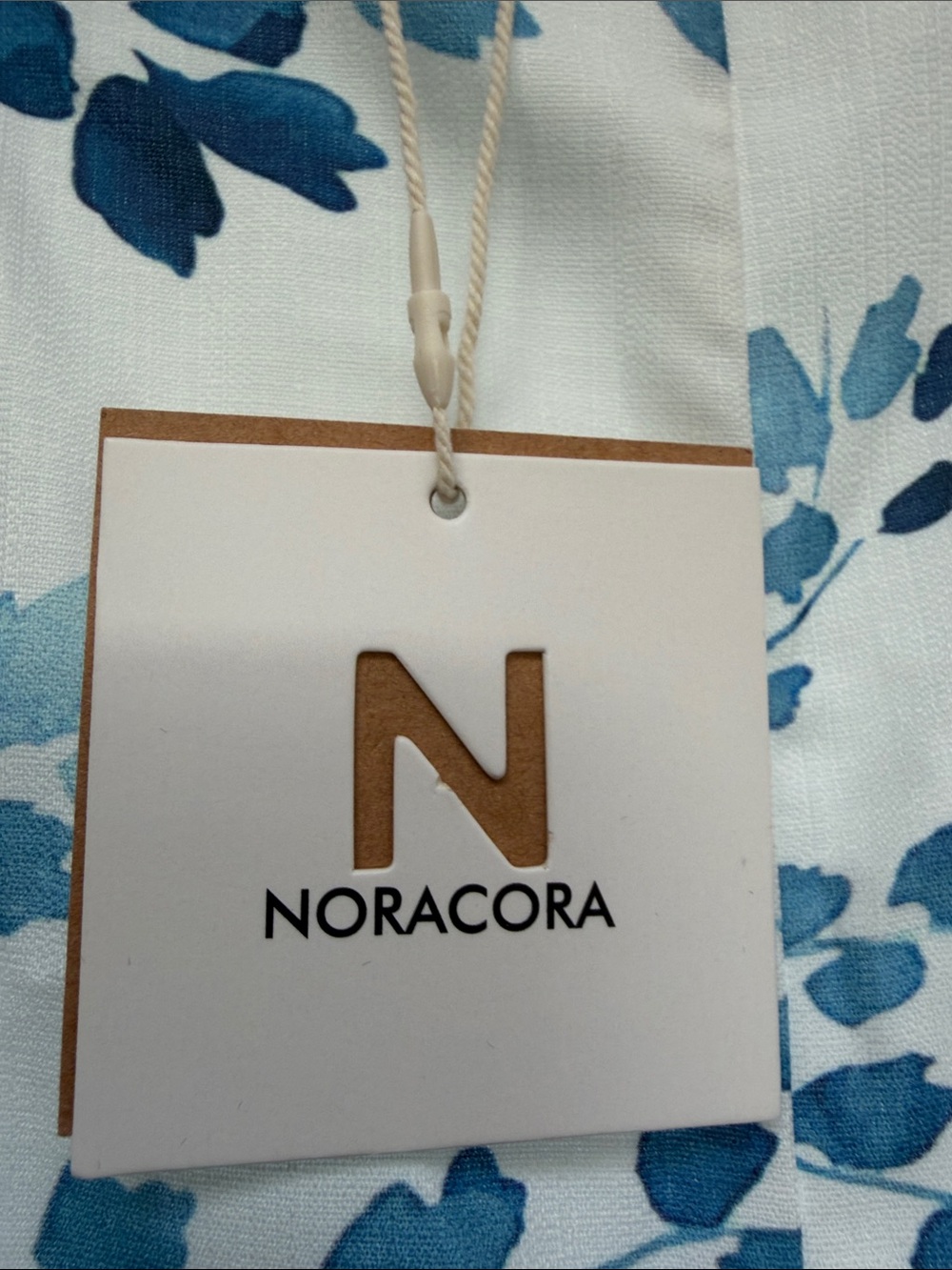 Nora Cora Navy Leaf-Print White Jumpsuit nwt - Picture 8 of 13